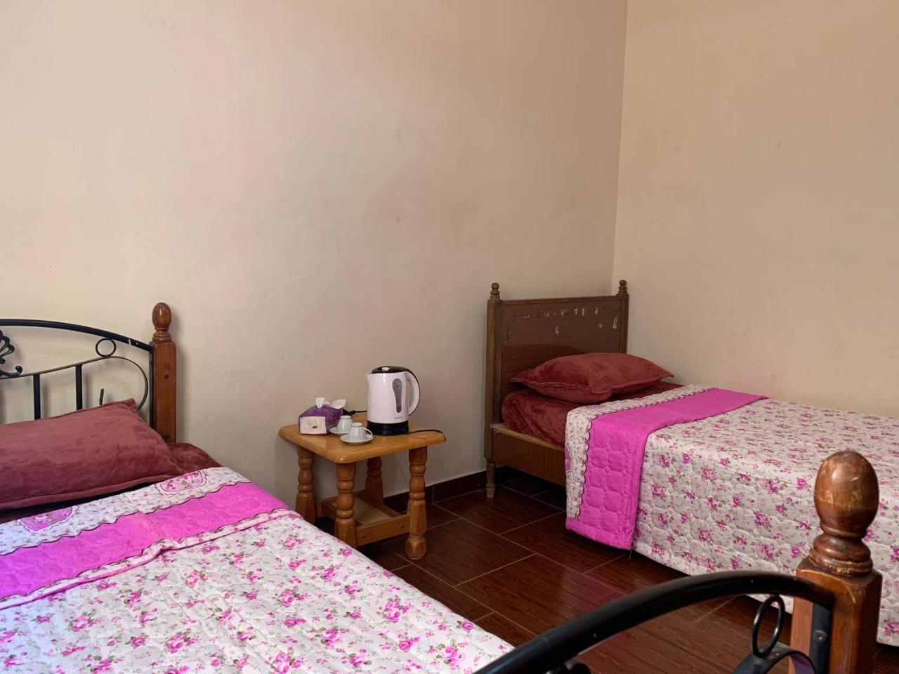 Room 17 Youth Hostel Άκαμπα Εξωτερικό φωτογραφία