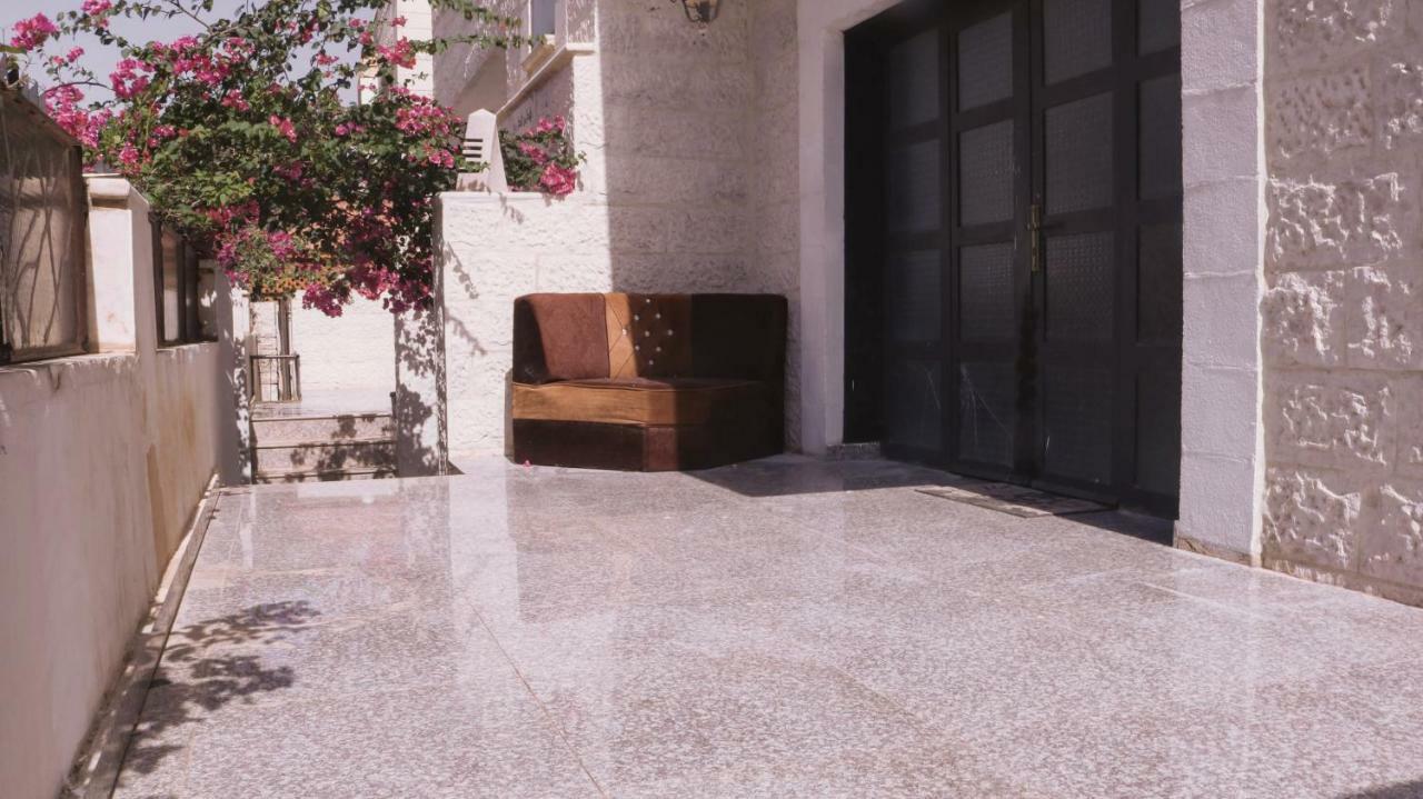 Room 17 Youth Hostel Άκαμπα Εξωτερικό φωτογραφία