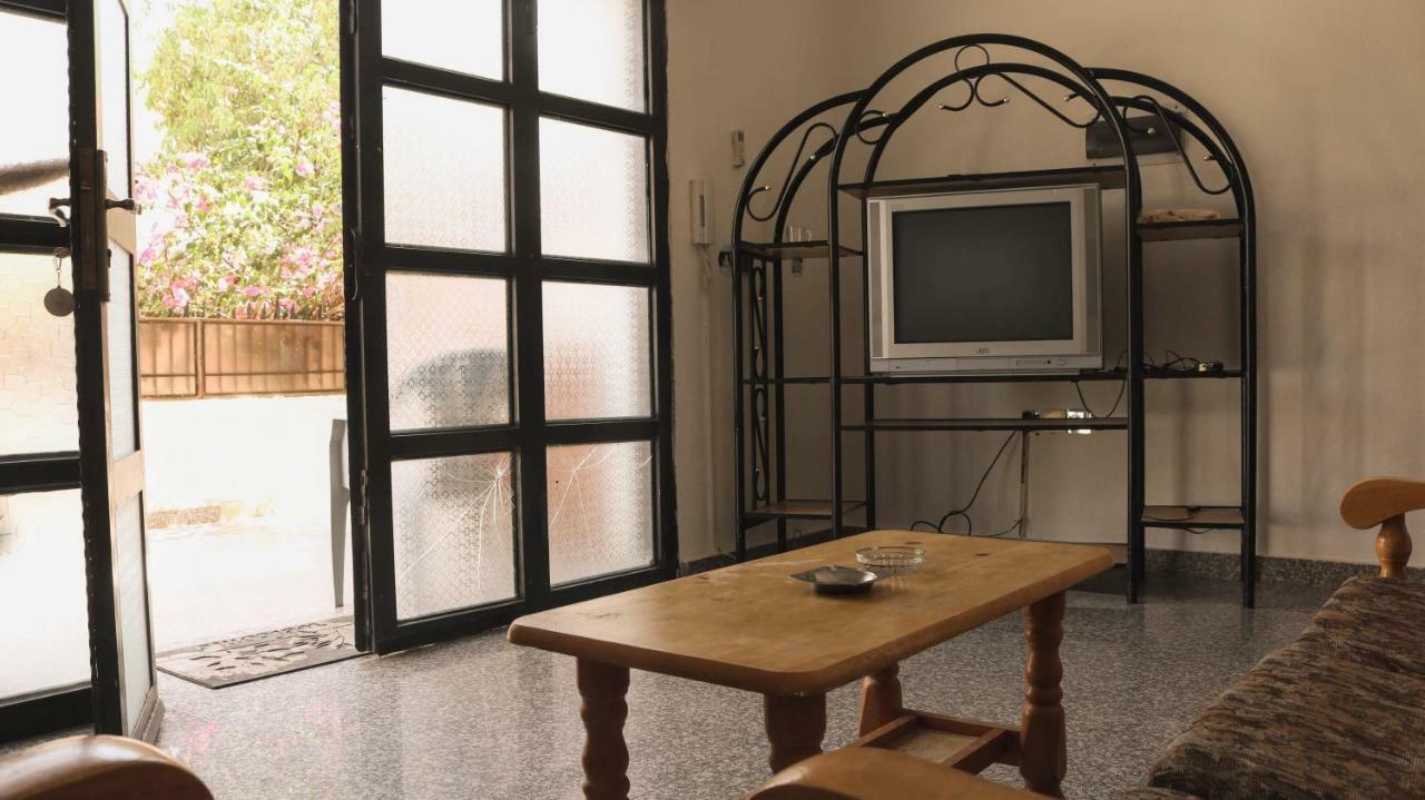 Room 17 Youth Hostel Άκαμπα Εξωτερικό φωτογραφία